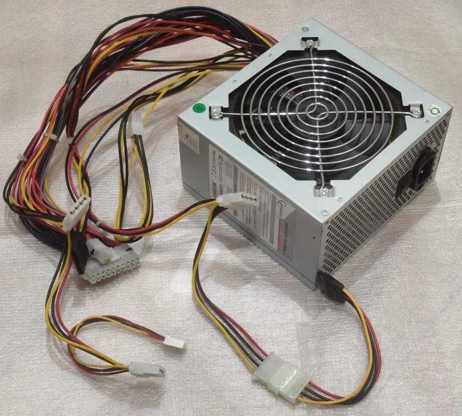 Блоки питания 400W FOXCONN FX-400, FSP ATX400-PNR,  DELTA GPS-400AB