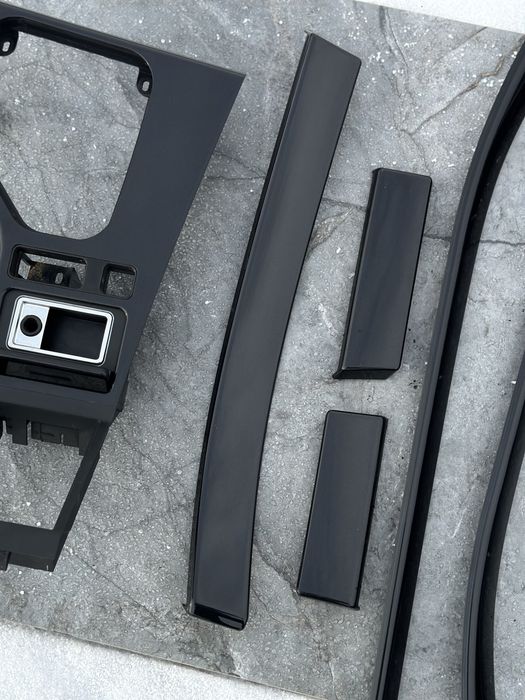 BMW E39 декор салону чорний глянець Шварц 2 е39 Декор Салона Планки