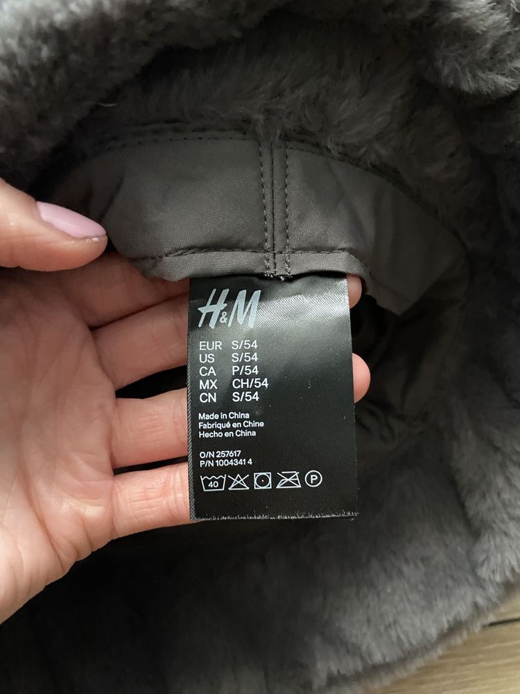 Kapelusz wędkarski ze sztucznego futerka. H&M. Jak nowy!