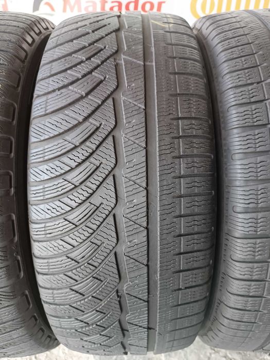 Зимові шини 235/55 R17 Michelin pilot alpin pa4