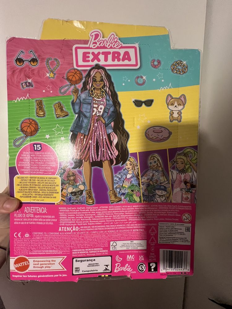 Lalka Barbie Extra