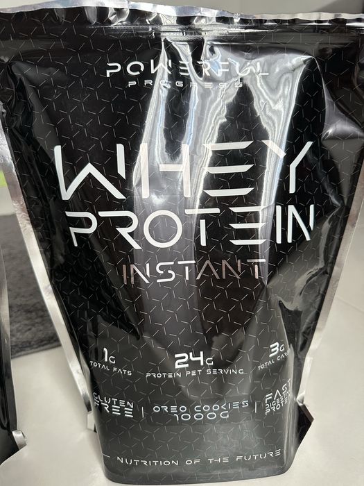 100% WHEY PROTEIN INSTANT Poweful Progress