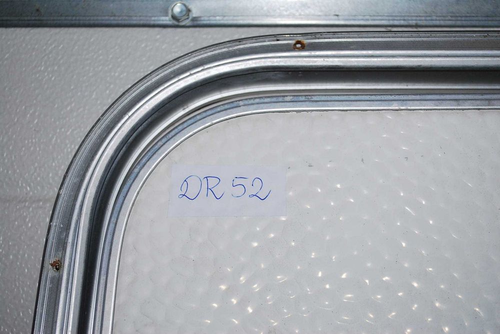 Drzwi do przyczepy kempingowej CHATEAU z ramą drzwiową!!!