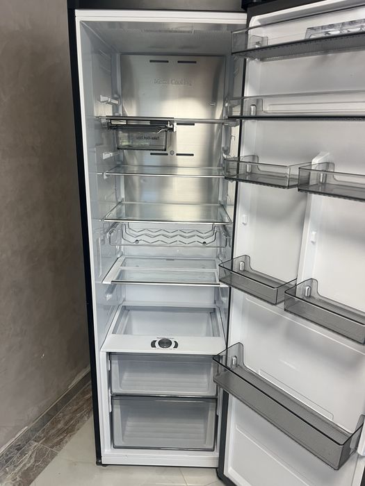Холодильник Samsung