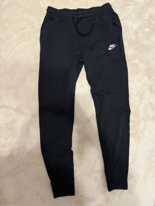 Спортивки Nike