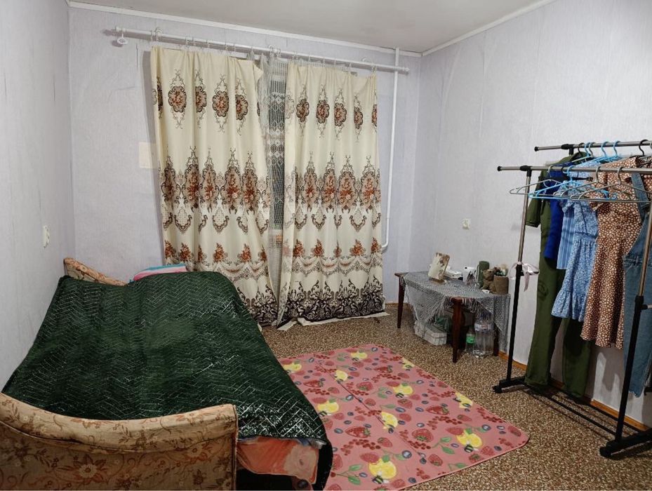 Здається кімната для дівчини