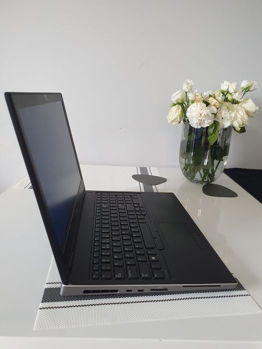 Dla gracza! Laptop DELL Precision i7-8750H, 32GB RAM, grafika 4GB RAM