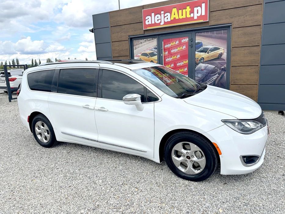 Chrysler Pacifica 3.6 BENZ 264 KM ! 2018r ! 136.000 km ! Warszawa