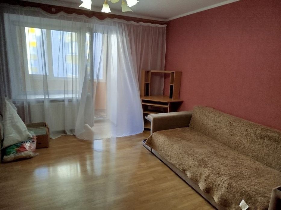 Оренда 3к квартири на Виставці