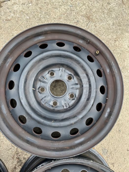 Toyota Avensis, Verso, Auris 16 cali Oryginalne Felgi Stalowe