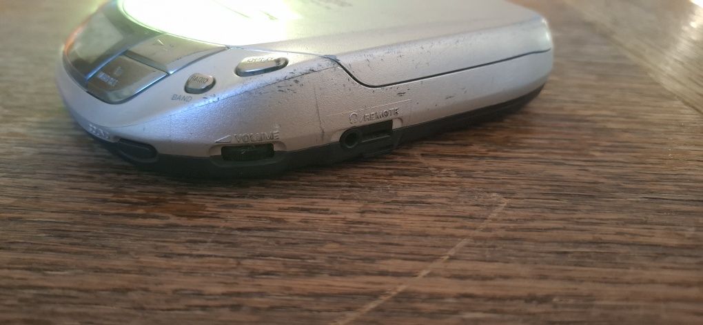 Discman Sony D-F413