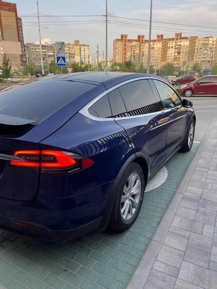 Tesla model X 90D dual motor