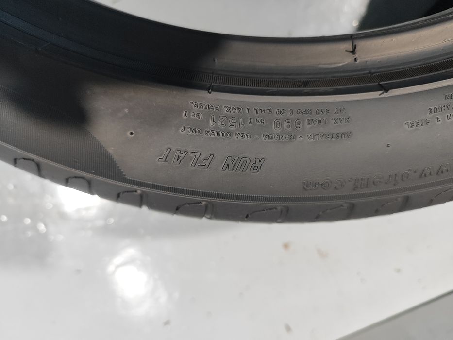 2 pneus semi novos 225-45R18 Pirelli RFT - Oferta dos Portes