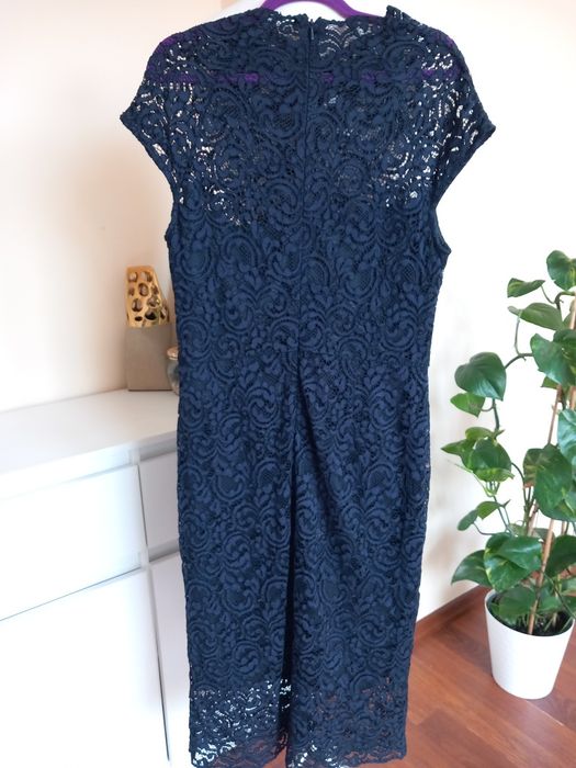 granatowa koronkowa midi sukienka roz.42