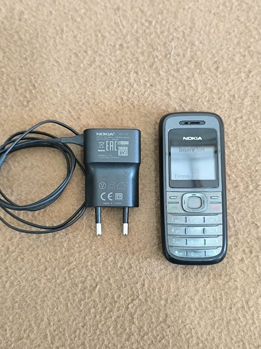 Telemóvel Nokia 1208