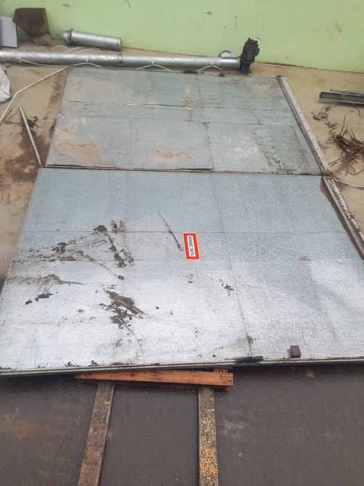 Brama ocieplana wełna