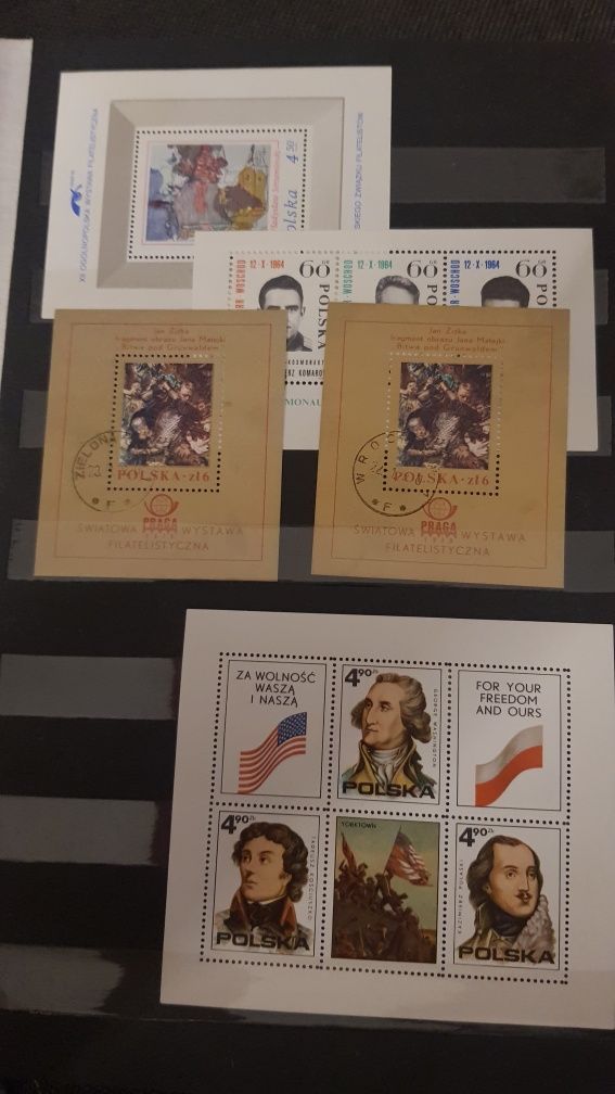 Klaser z polskimi znaczkami