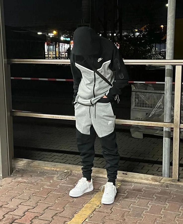 Dres Nike Tech Fleece