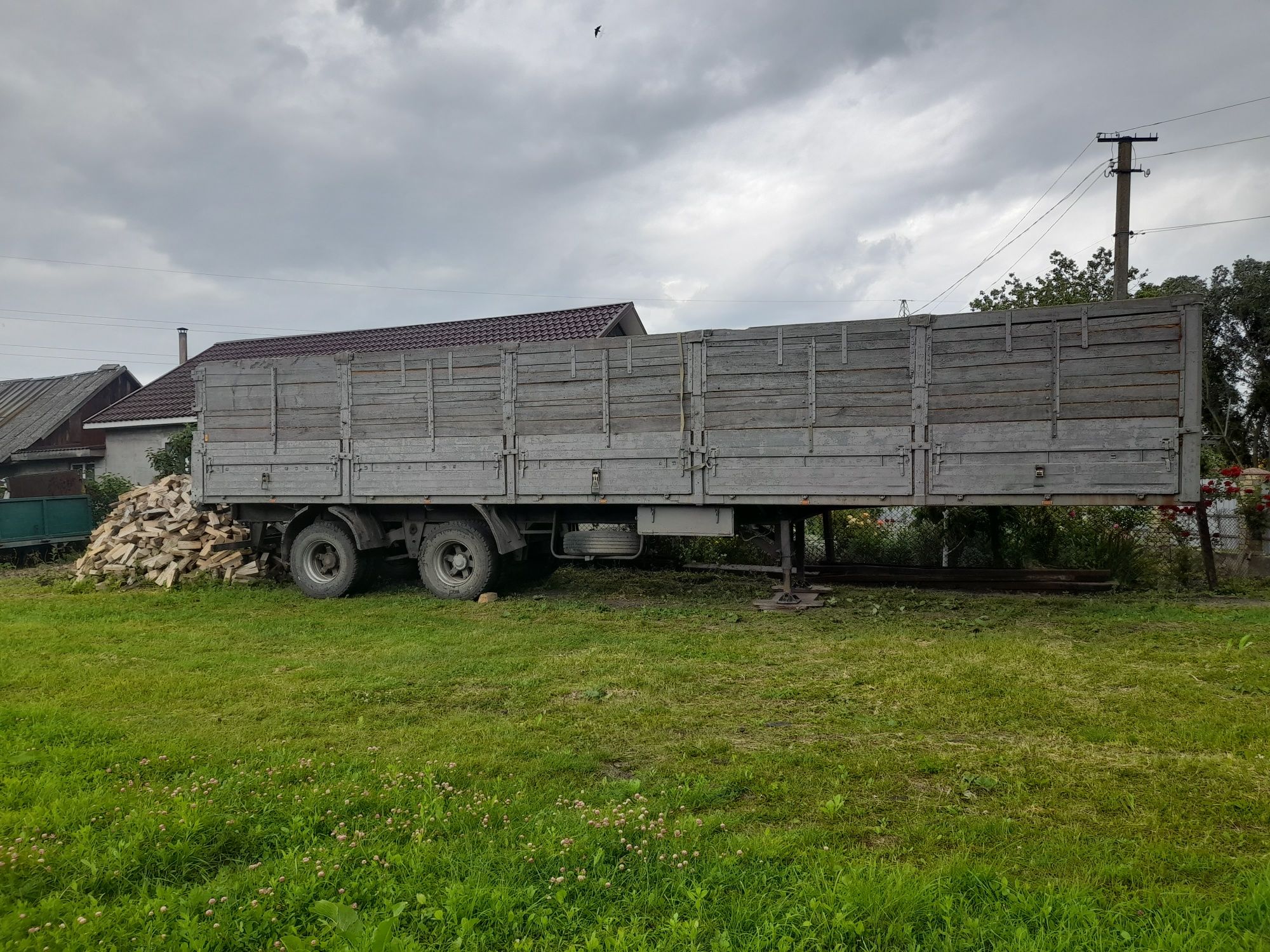 Причіп напівпричіп полуприцеп по запчастинах