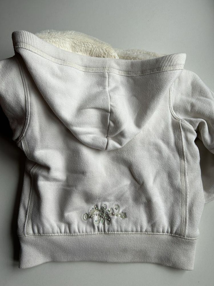 Ciepła dziewczęca kremowa rozpinana bluza na futerku r. 116