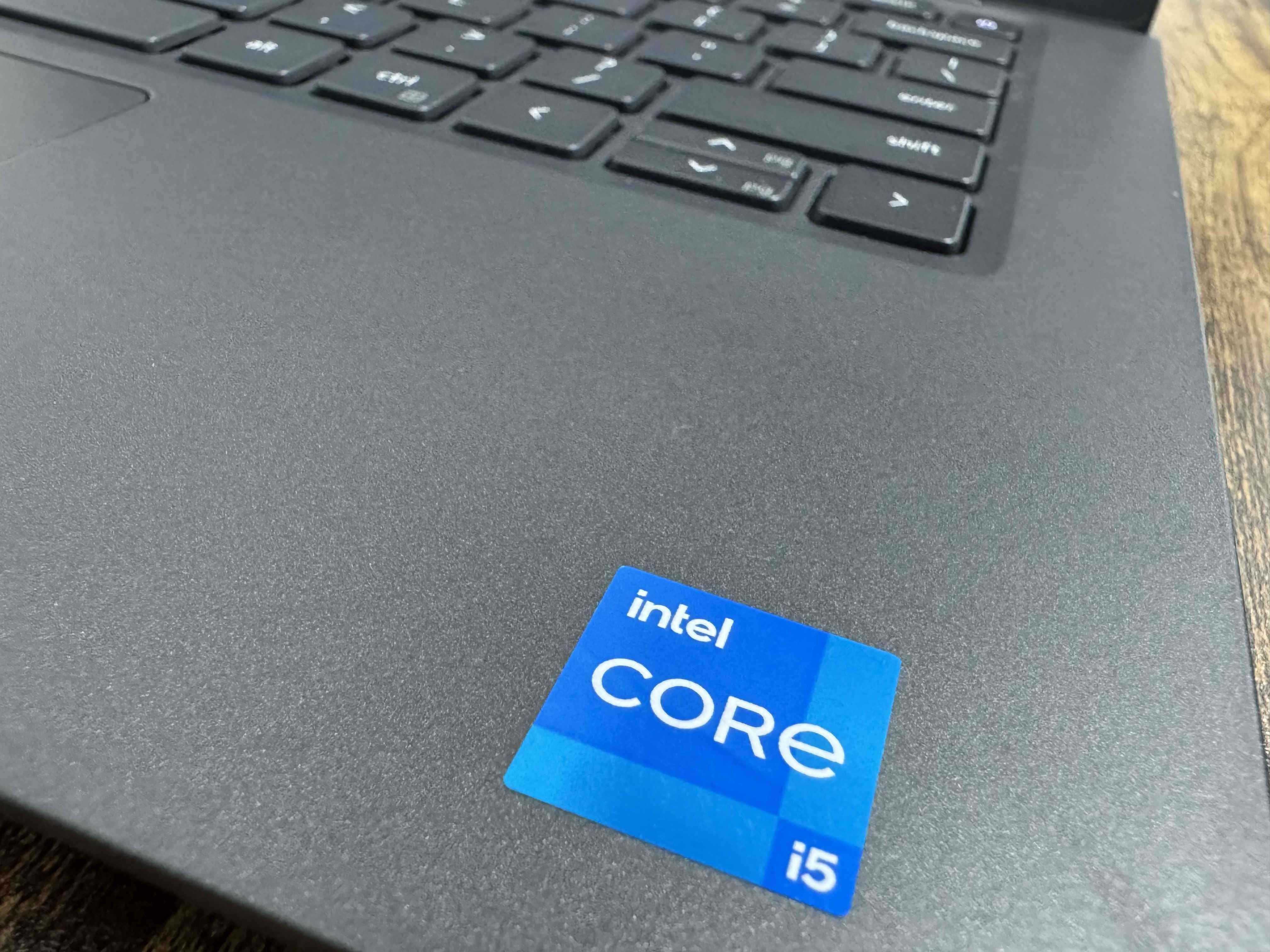 Dell Latitude 7420 - Intel Core i5-1145G7, 16-256GB SSD, 14" Full HD