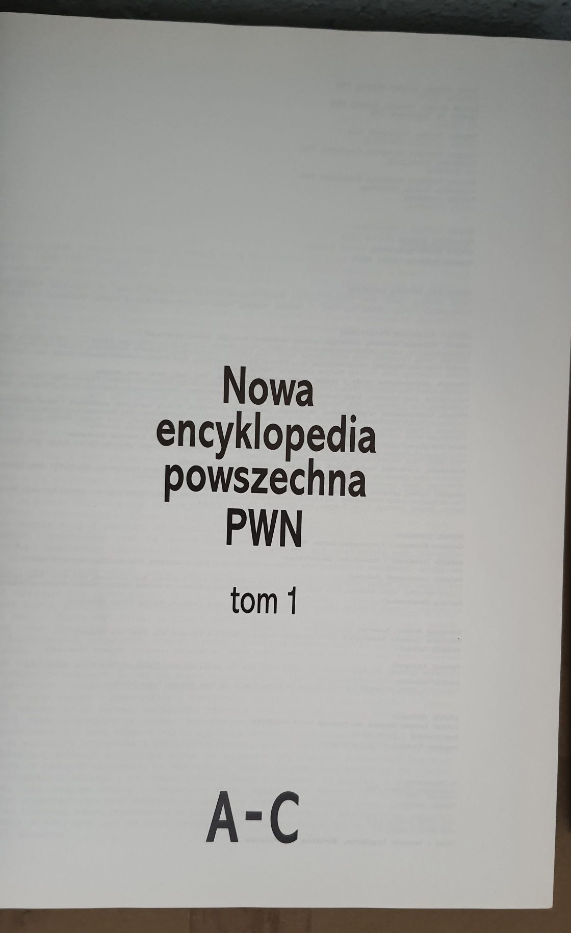 Encyklopedia PWN 6 tomów 1995
