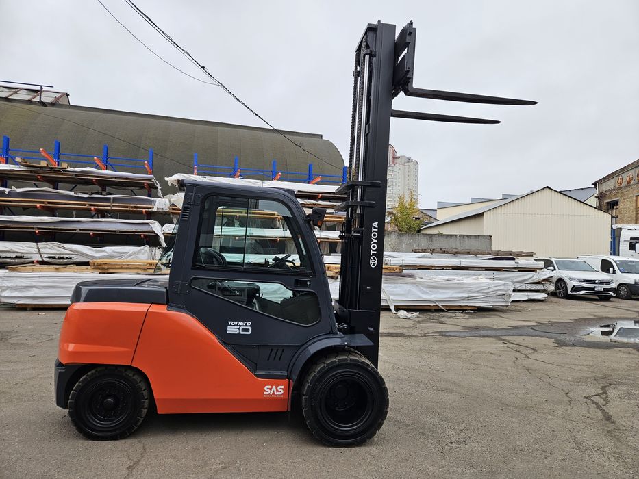 Навантажувач Toyota 5 тонн дизель. Вилочный погрузчик Тойота 5 тонн