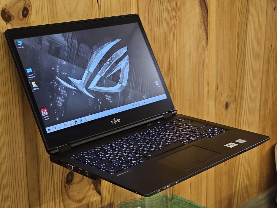 Fujitsu 14" сенсорний/i5 8350U 3.6GHz/RAM 12GB/SSD 256GB