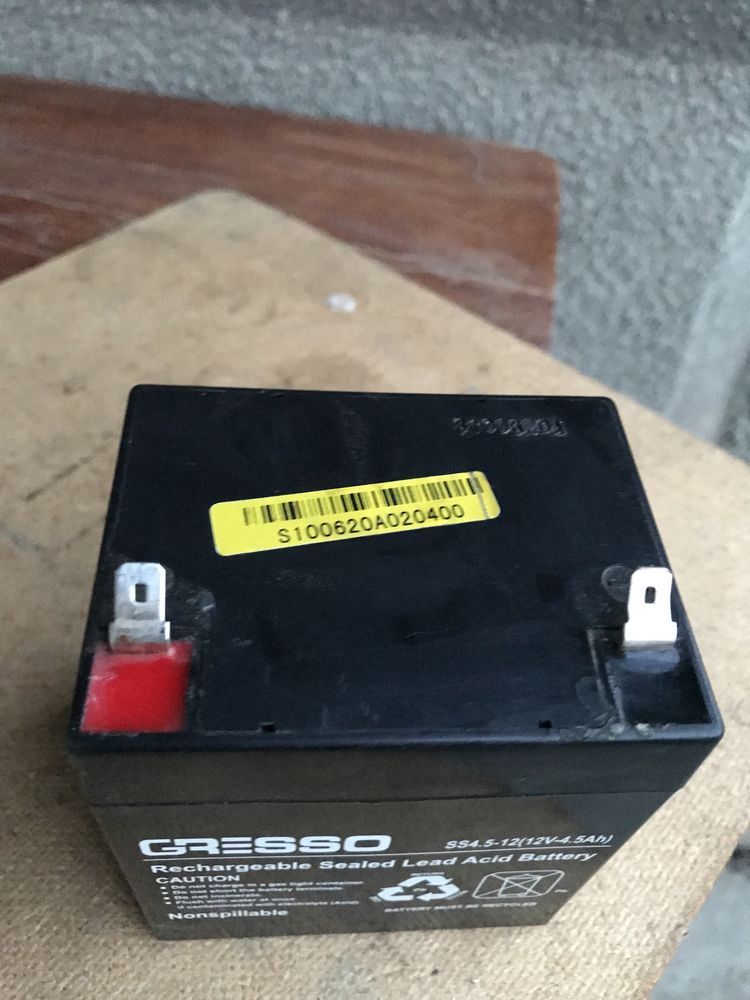 Продаю акб Gresso SS 4.5-12(12V-4.5Ah)