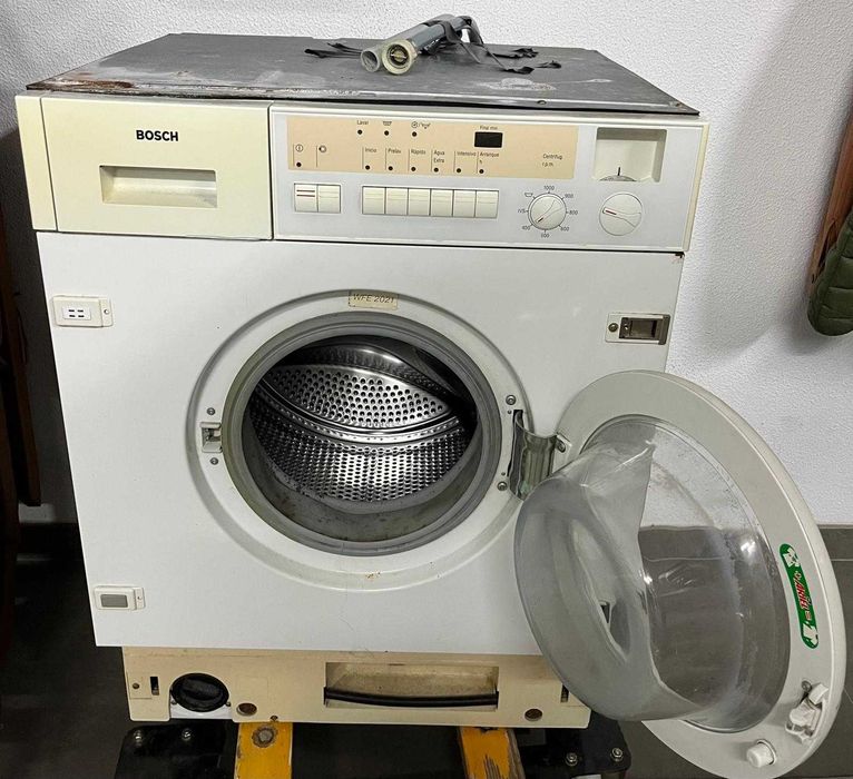 Maquina Lavar roupa ( Encastrar )