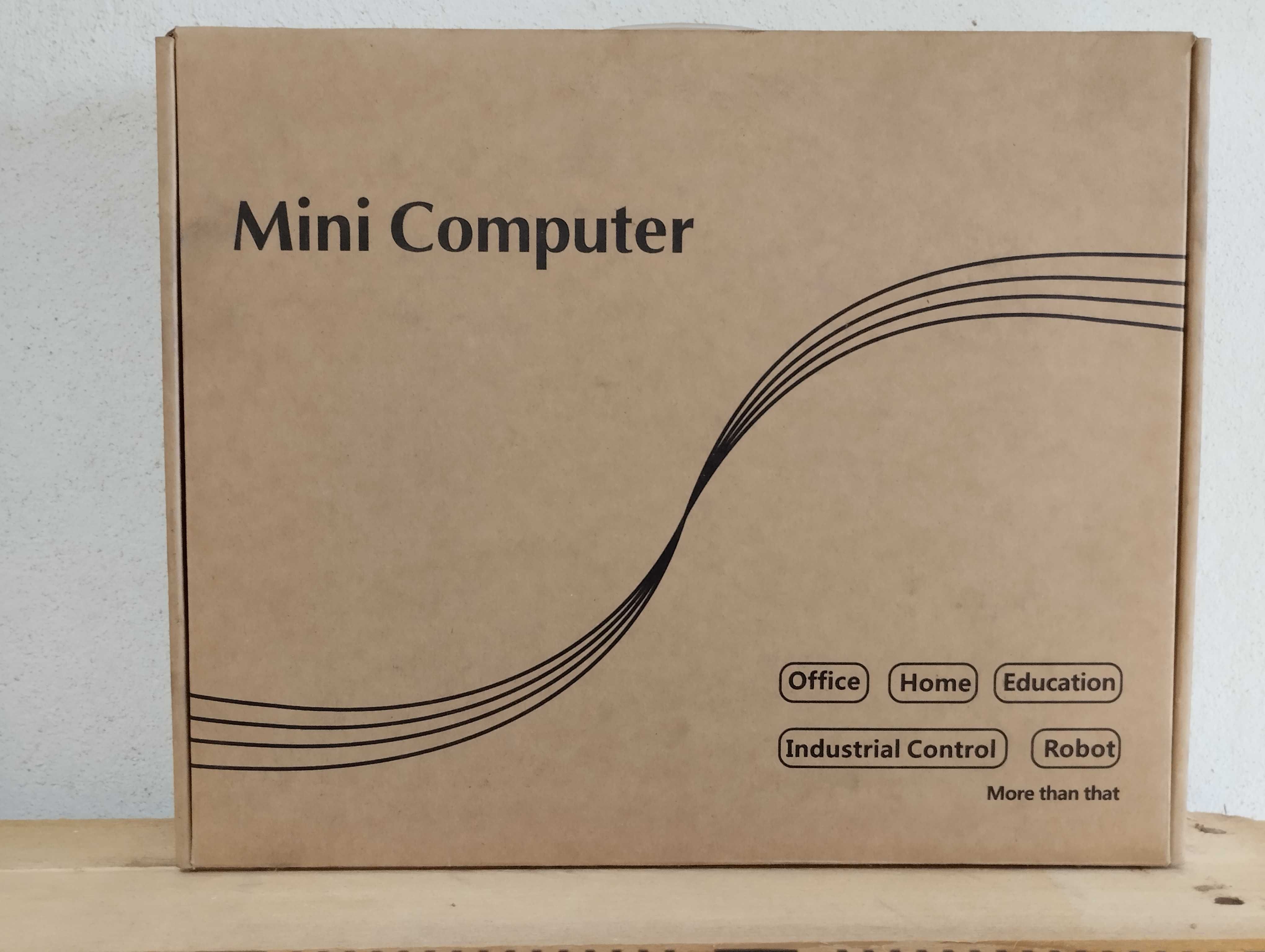 Mini PC: Intel i5 4200U | 8GBDDR3 | 240SSD - NOVO