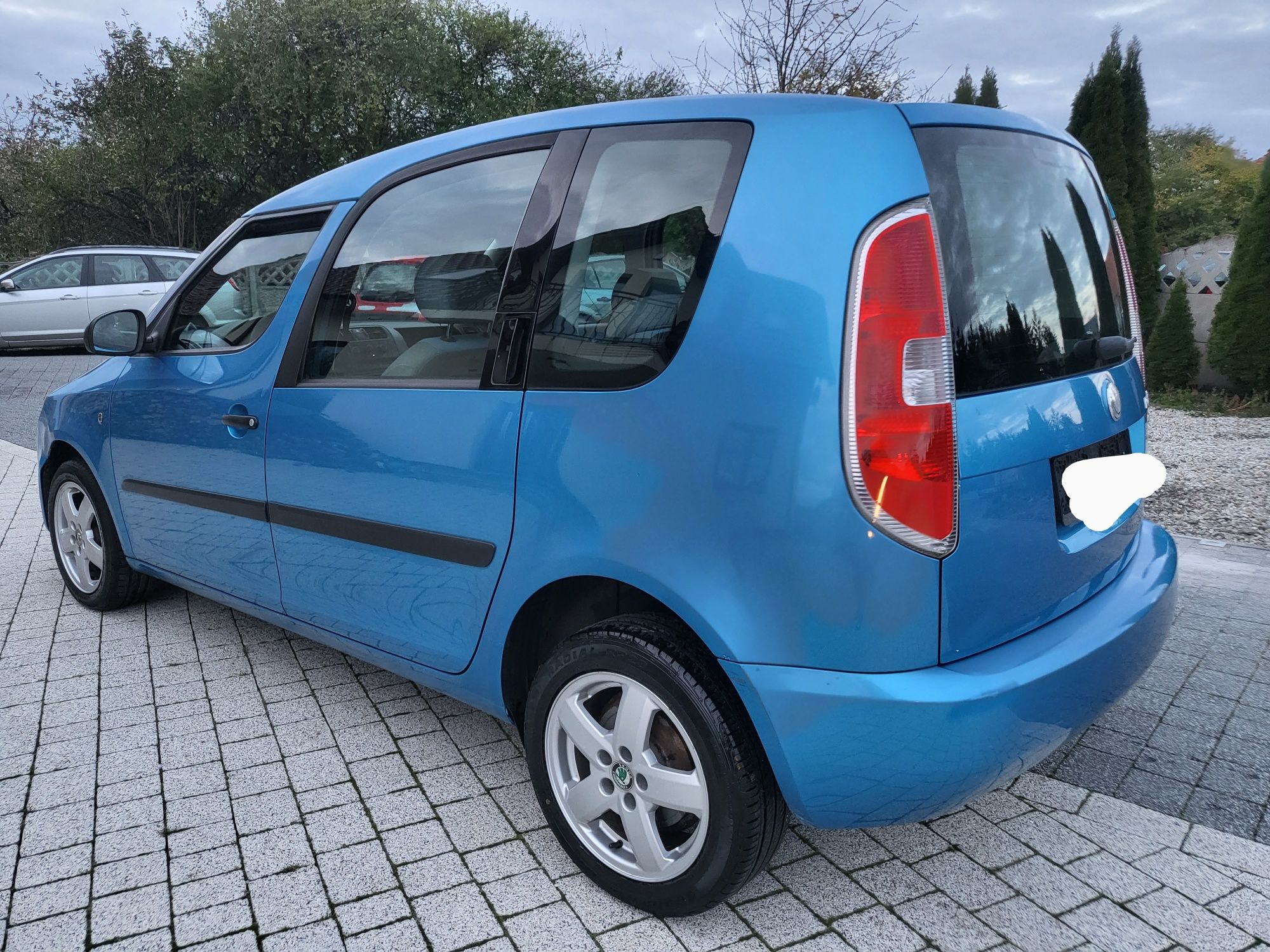 Skoda roomster 2007 5 osób Oplacona