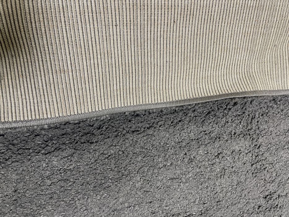 Ковер напольный .