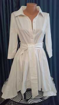 Біла ефектна сукня