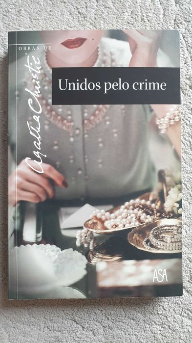 Vendo livro de Agatha Christie - Unidos pelo Crime.