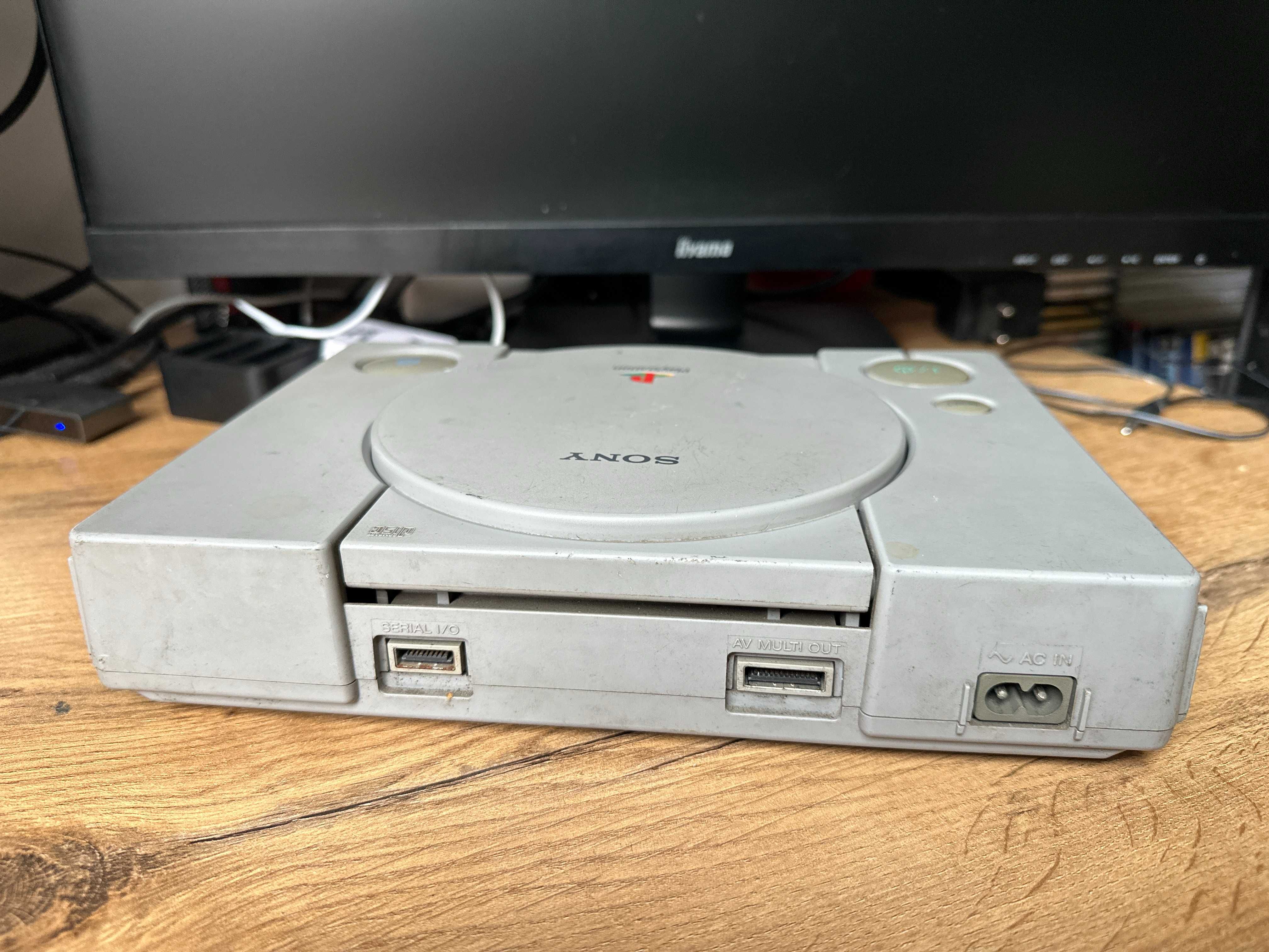 Konsola PSX (PS1) SCPH-9002 (A007)