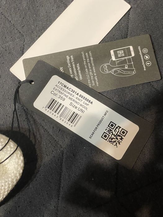 Biała kominiarka C.P. Company