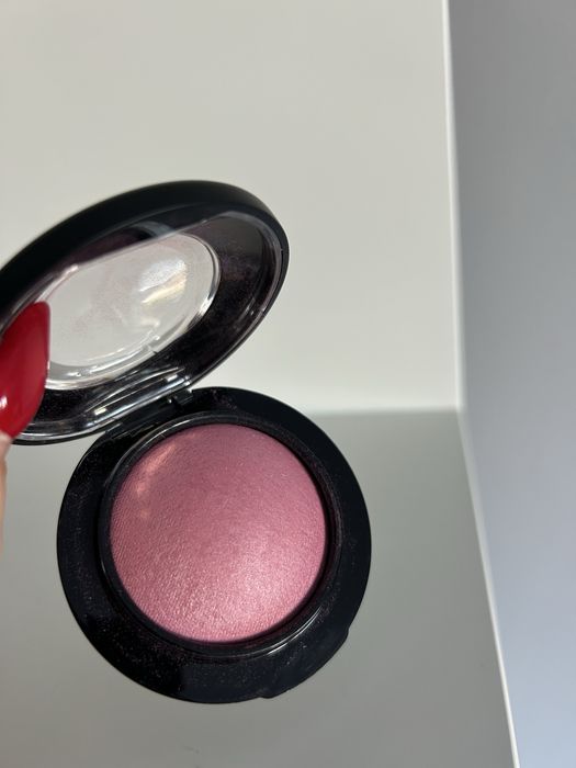 Mac róż gentle mineralize blush nowy cosmetics rozswietlajacy