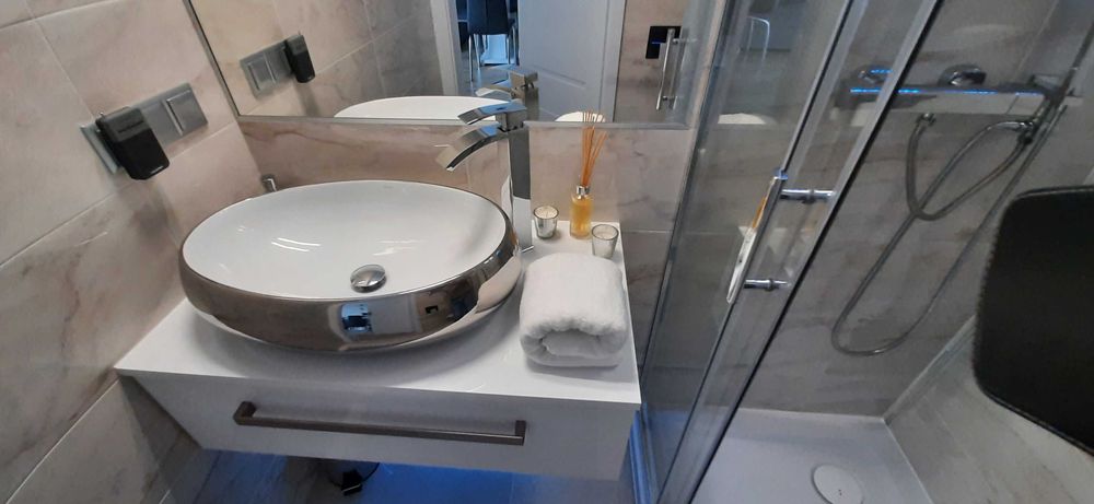 nowy apartament nad morzem Darłówko, mieszkanie pokój, noclegi, wczasy