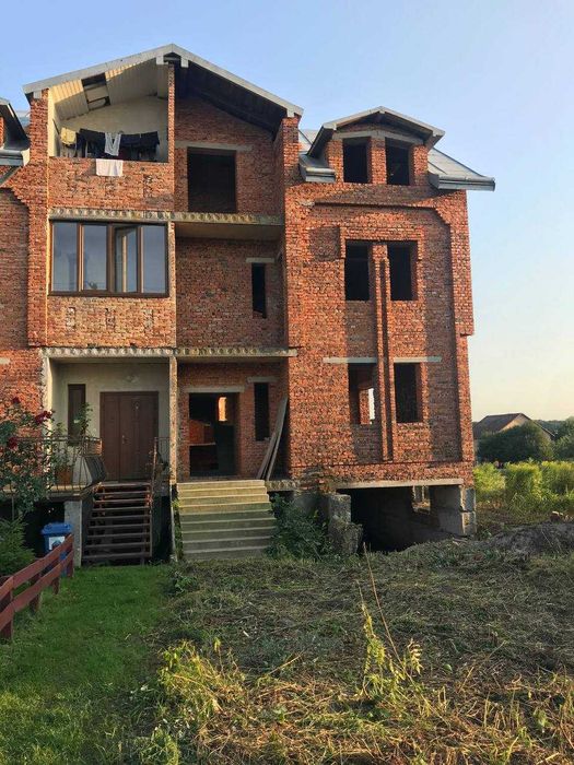 Продаж 3х пов. дуплексу з власною ділянкою, с. Підгірне (Винники)