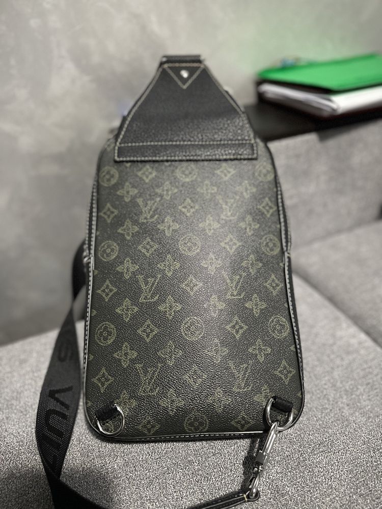 Оригінал.Чоловіча сумка Sac Avenue Slingbag Louis Vuitton