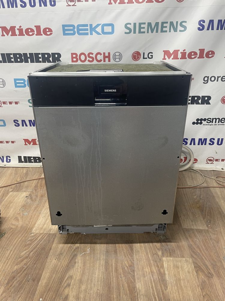 Посудомийна машина Siemens iQ500 StudioLine, проекція, (посудомоечная)