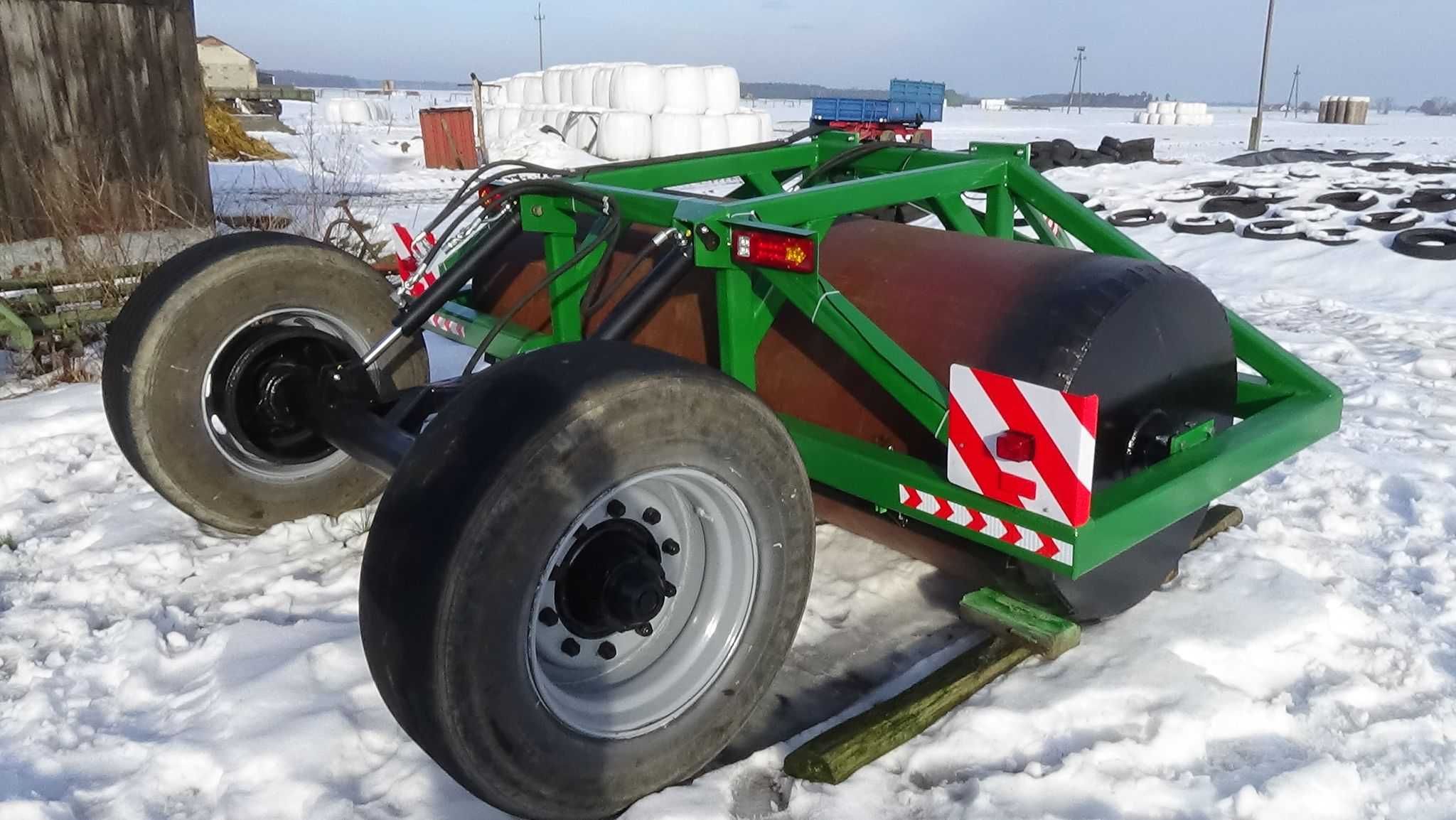 Wał łąkowy, posiewny hydraulicznie podnoszony 3m