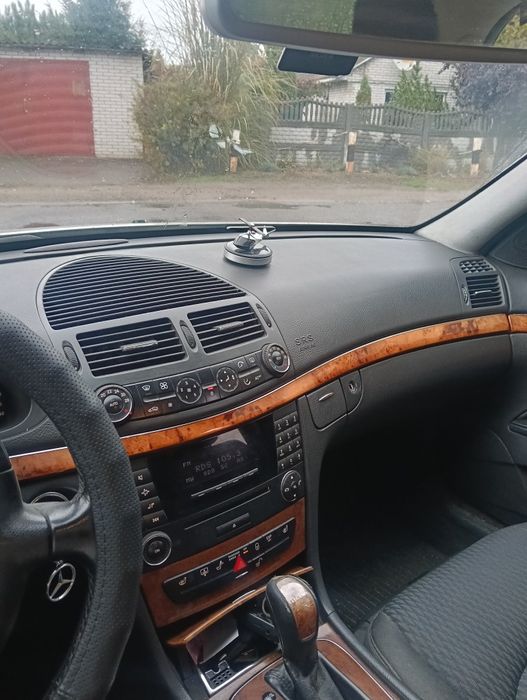 Мерседес Е клас w 211