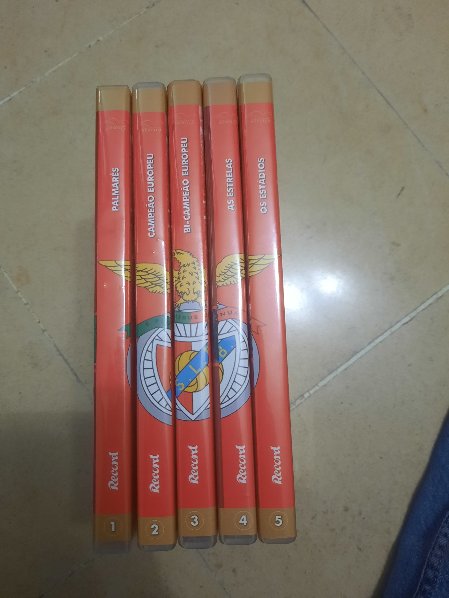 5 DVD's do benfica record 2004