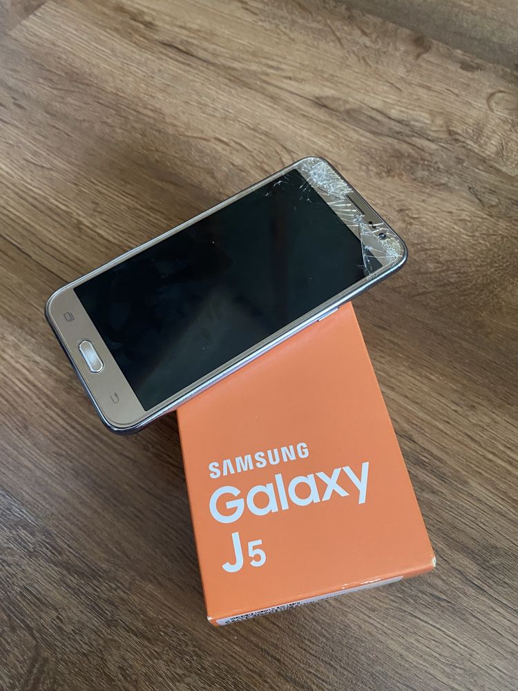 Samsung Galaxy J5