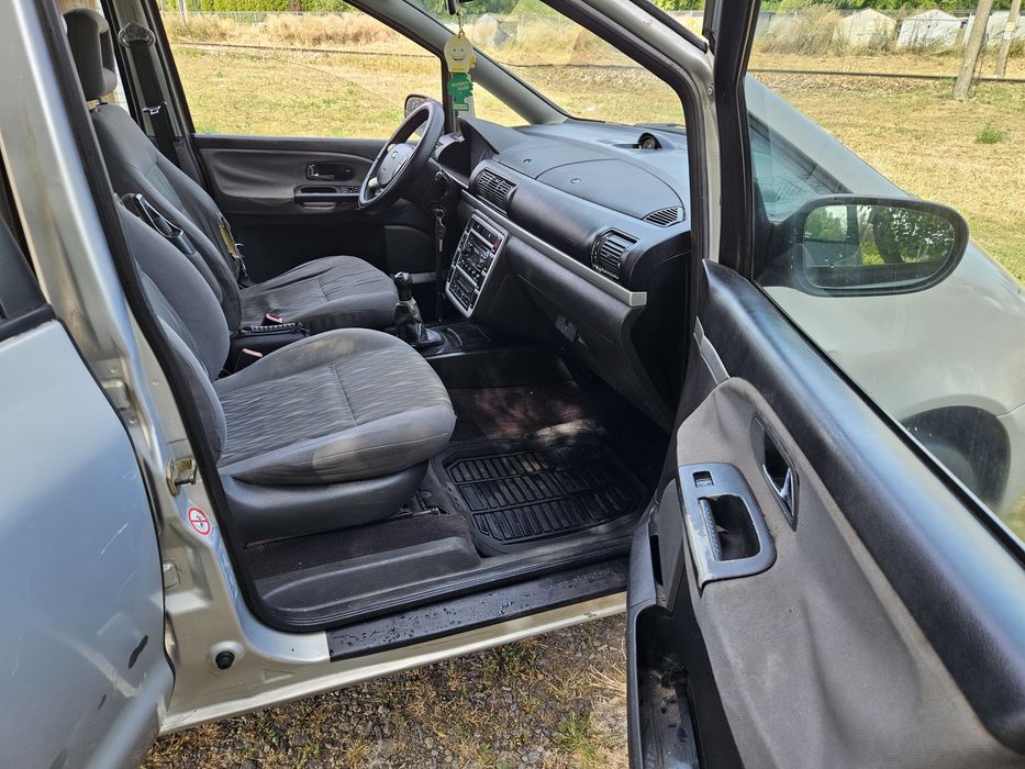 Ford Galaxy 2002 рік 1,9 TDi  7 місць для військових
