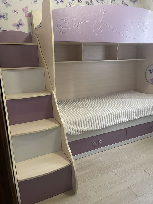 Комплект мебели для детской