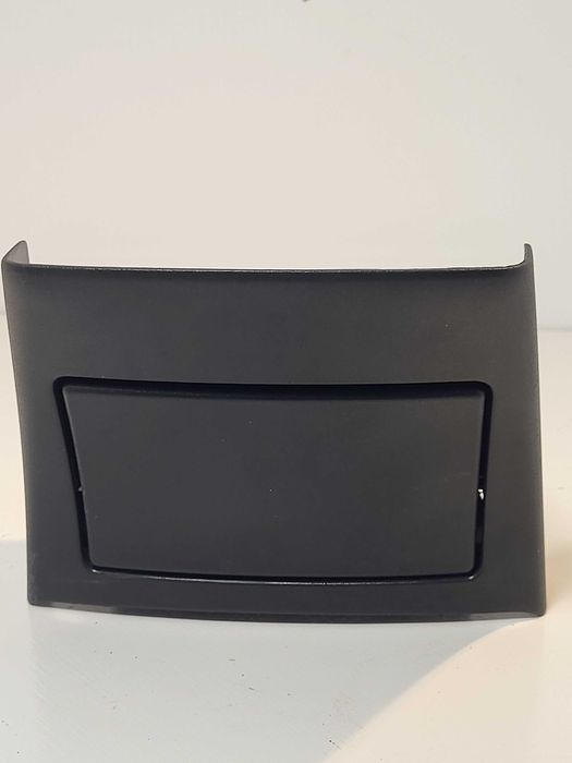 Cinzeiro da consola traseira, Mercedes-Benz Classe E W211