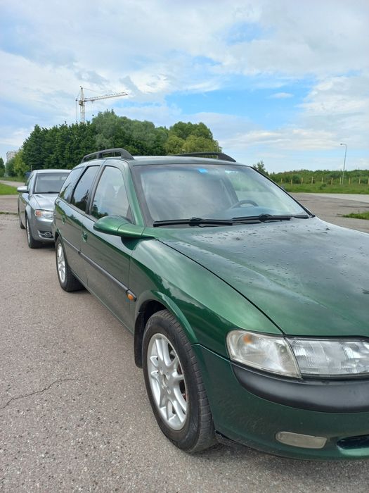 Опель Вектра б 1.8